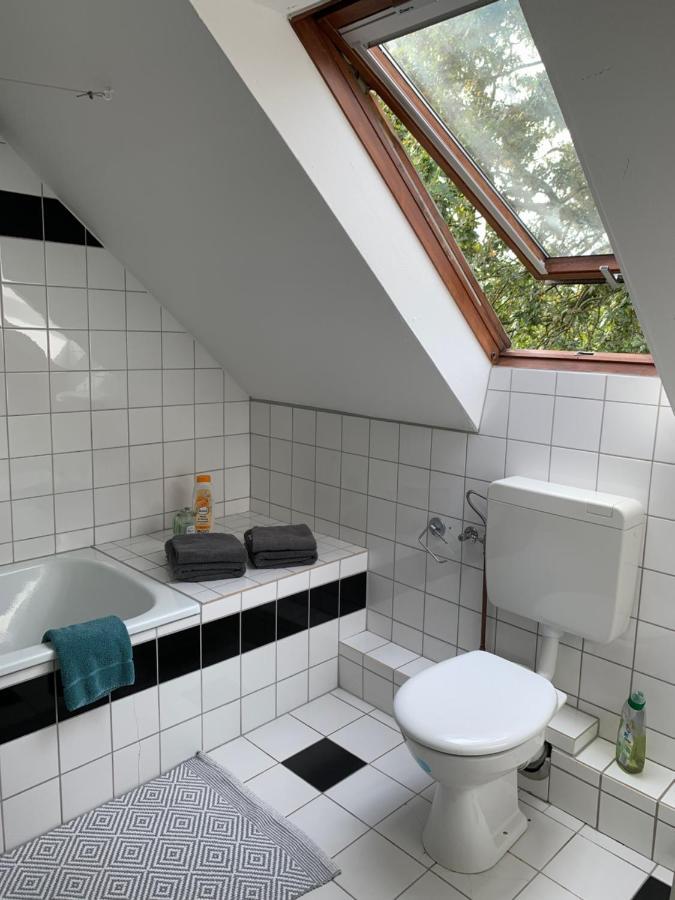 Kleines Apartment In Moenchengladbach-Neuwerk Exterior foto